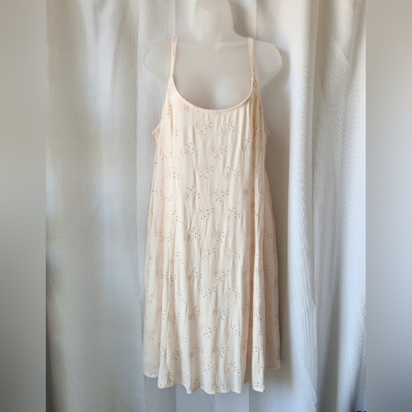 Torrid Light Pink Cami Dress Size 1X - Picture 4 of 8